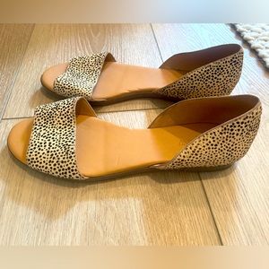 Like New J Crew Women’s Flats/Sandals, Size 8.5